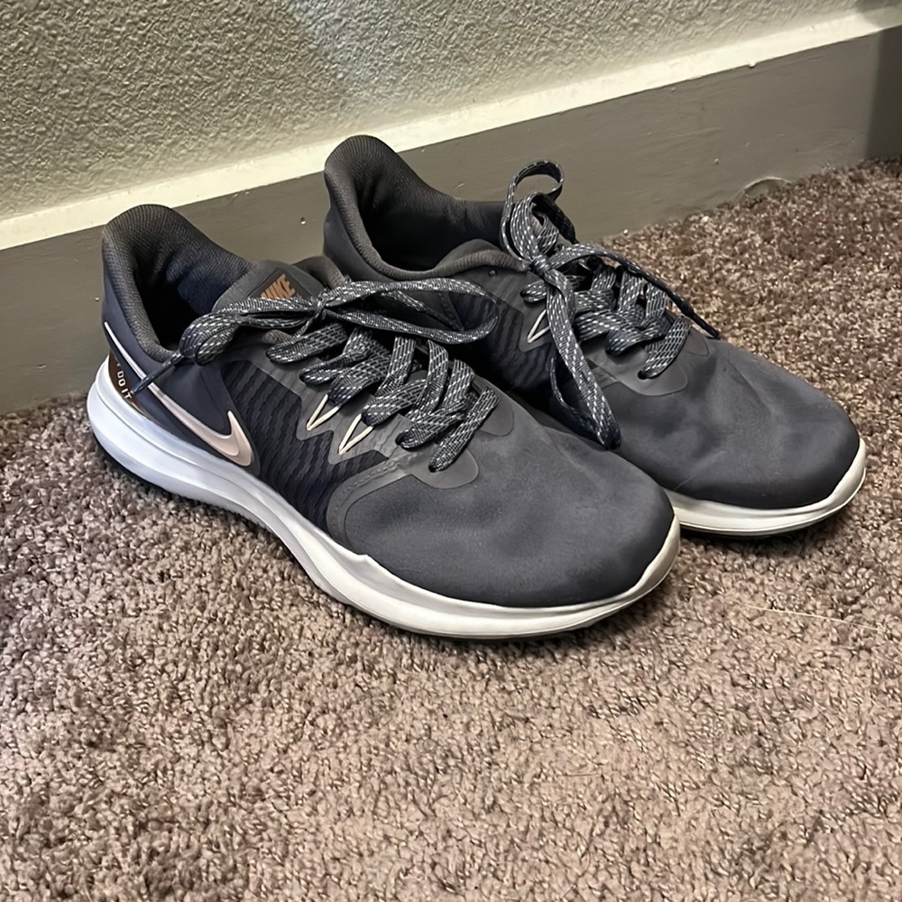 NIKE Womens In-Season TR 8 Trainers